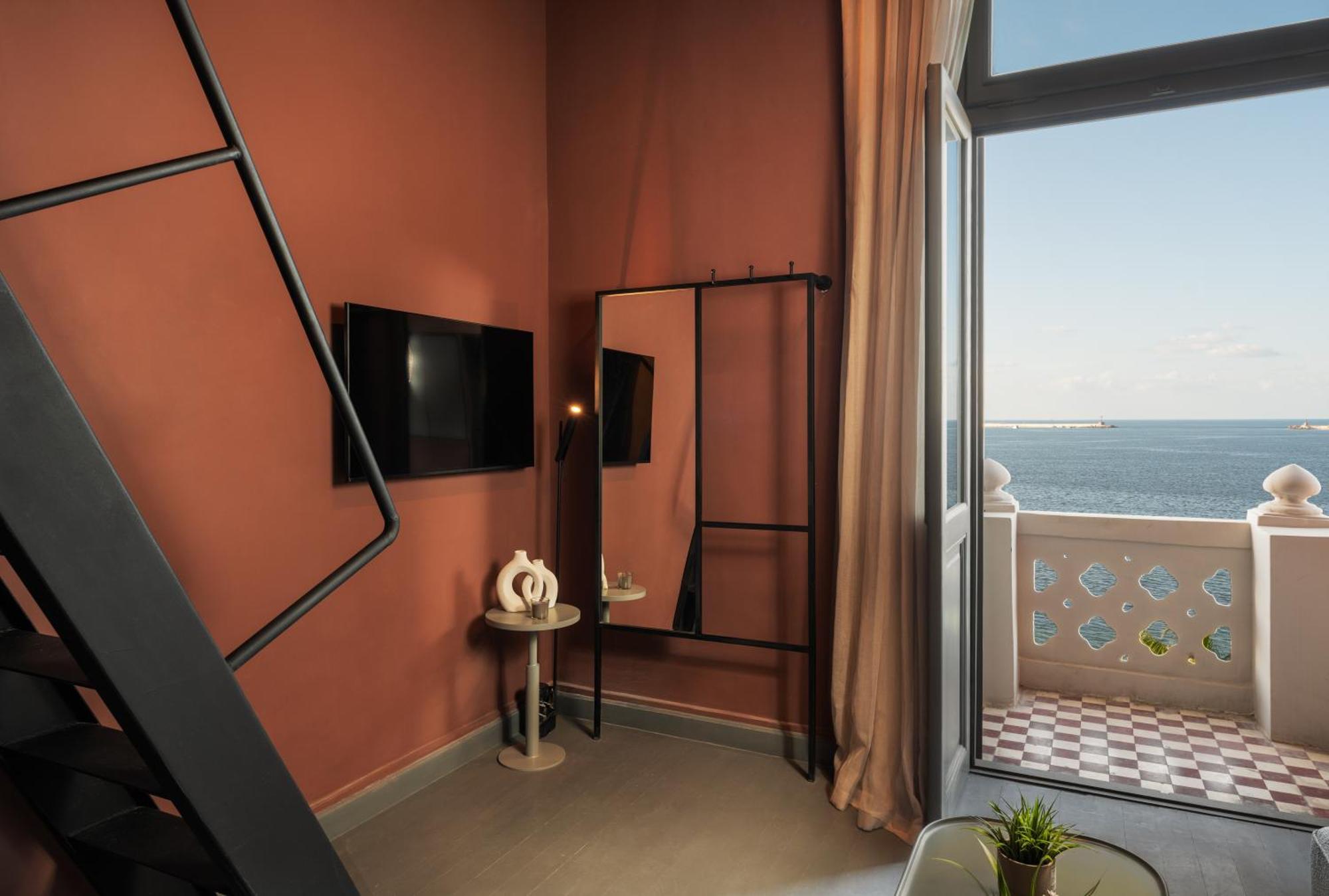 Apartament Grey L Corniche *